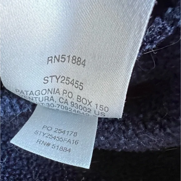 Patagonia Lightweight Synchilla Snap-T Pullover Navy Blue with green trim - Picture 7 of 12